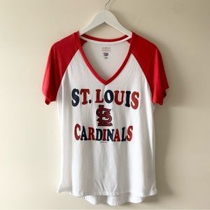 MLB St. Louis Cardinals Raglan V Neck T-Shirt Size Medium